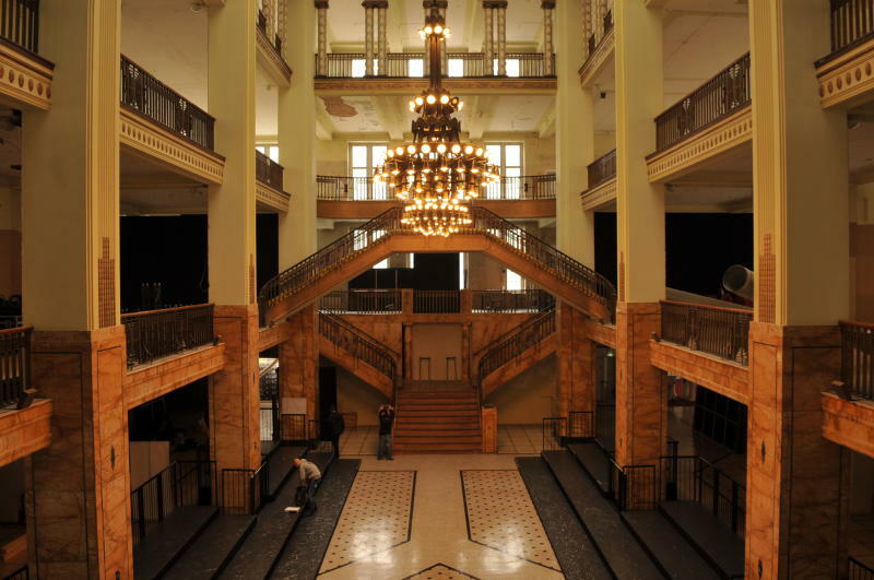 Halleluja: Kaufhaus-Starre scheint gelöst