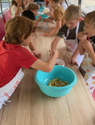Kochbus in Olbersdorf: „Kids an die Knolle“