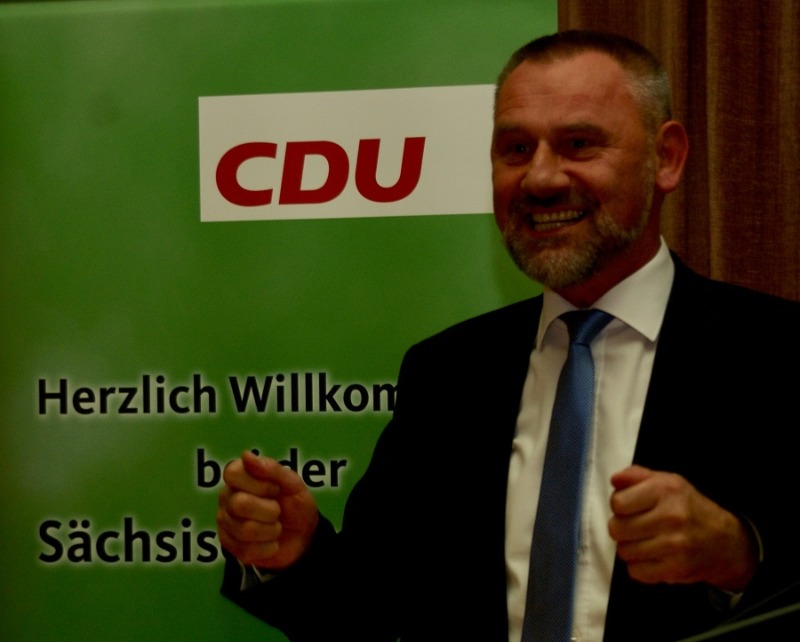 Schiemann macht Druck in Sachen Elektrifizierung von Bahnstrecke