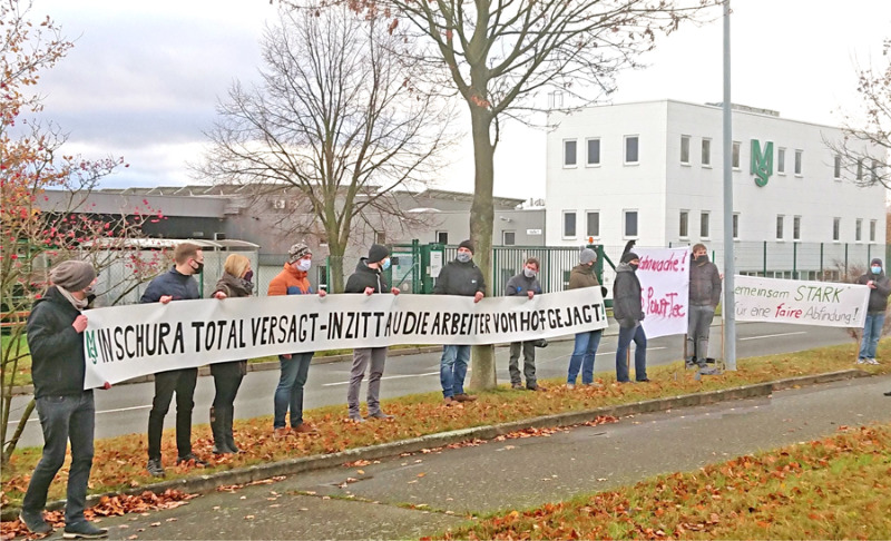 Mahnwache im Gewerbegebiet Weinau