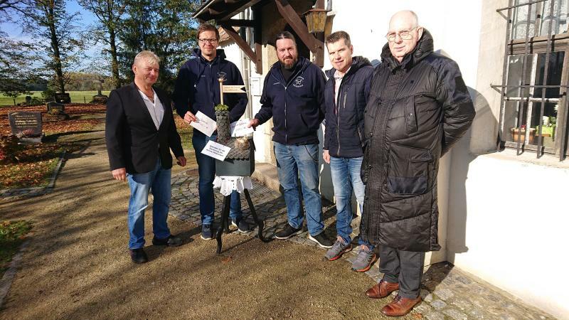 Feuerwehr Petershain sammelt für Kirchbauverein