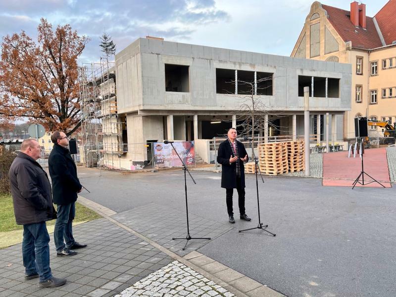 Richtfest am Neubau  für das Gymnasium