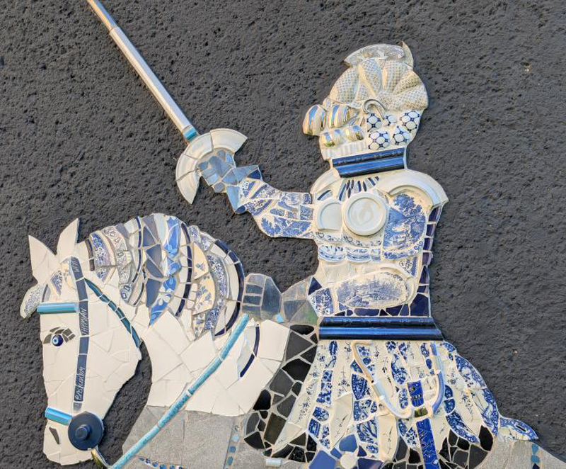 Mosaik-Ausstellung: „Scherben bringen Glück“ 