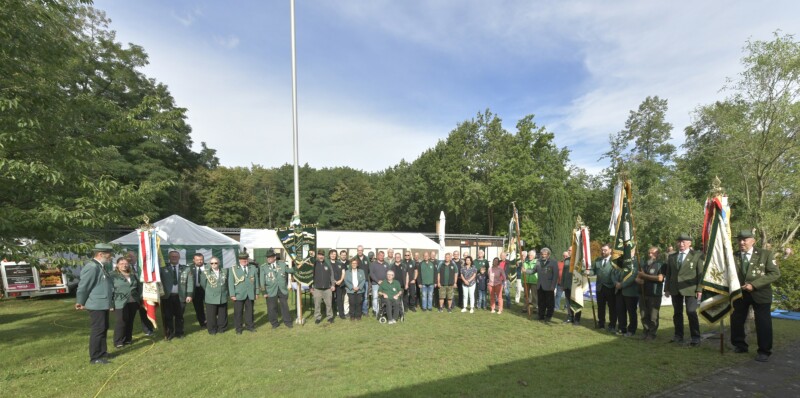 Lautes Treiben der Schützen in Heinrichsruh