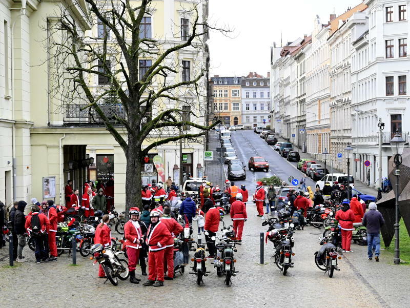 In Görlitz ist der Weihnachtsmann ein Simson-Fan