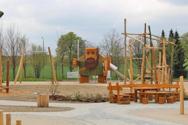 Der neue Spielplatz im Wohngebiet Oberland wird eingeweiht