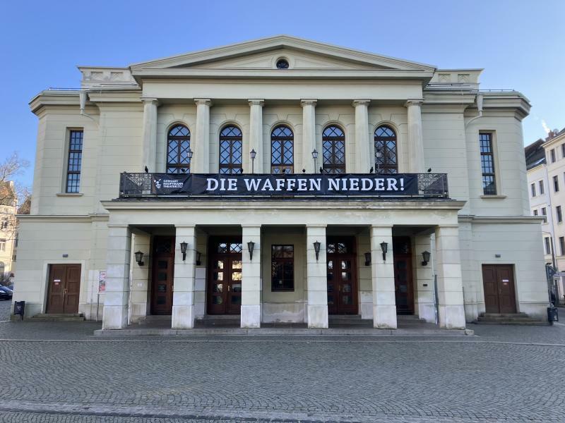 Noch mein Land? Das Theater liefert die Debatte dazu