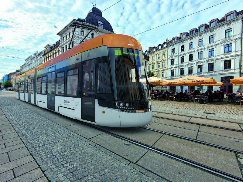 Die Straßenbahn verspätet sich noch etwas