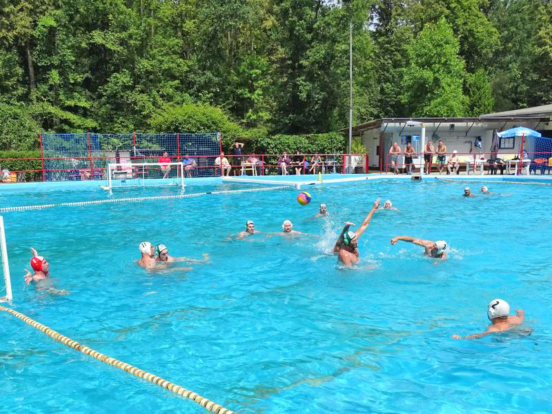 Wasserballturnier im Kleinen Bad Großschönau