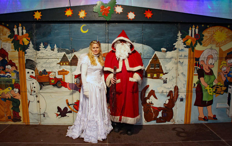 Weihnachtsmarkt auf dem historischen Löbauer Altmarkt