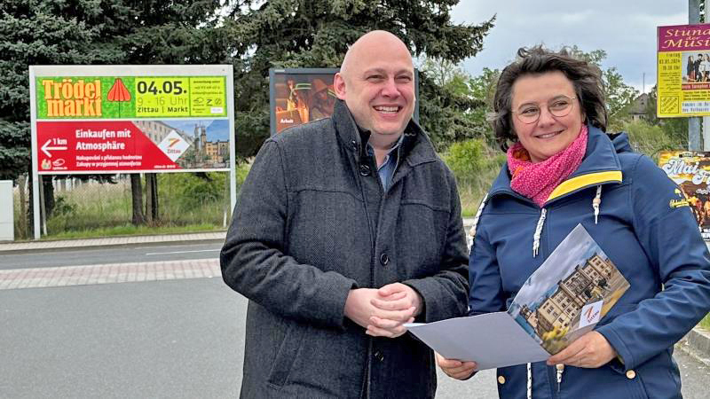 Digitales Display für Werbetafel am Humboldt-Center