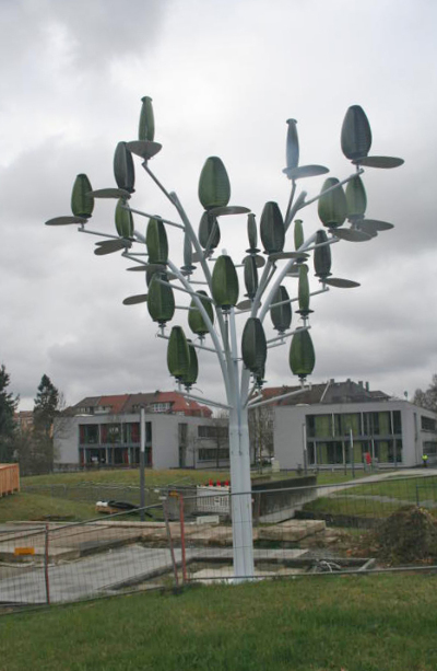 Neuer Windbaum auf dem Campus der Hochschule