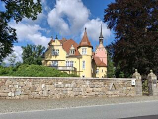 Schloss-Einbrecher stehen vor Gericht