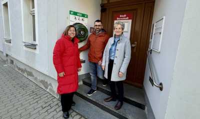Defibrillatoren in Bernstadt a.d.Eigen übergeben