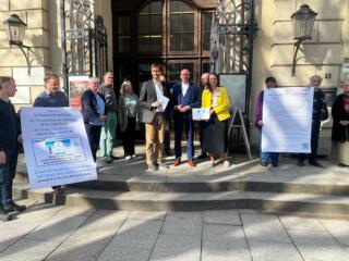 Die Kirche zurück ins Dorf holen