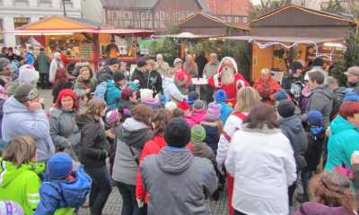 Weihnachtsmarkt auf dem Marktplatz in Hirschfelde