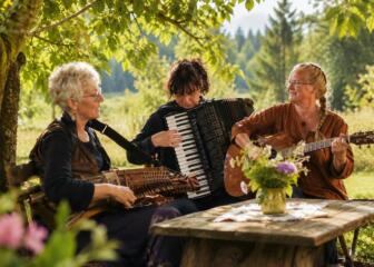 Wie klingen Nyckelharpa, Whistle und Bodhrán?