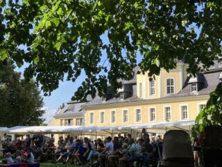 Auf zum Parkfest in den Schlosspark