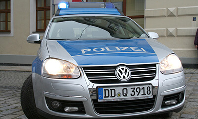 Fahrerin stirbt nach Verkehrsunfall