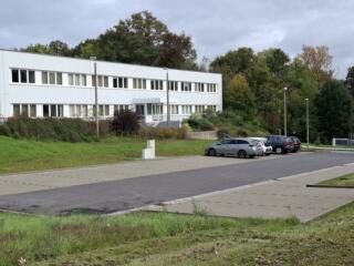Schöner Parken und Rasten  mit zwei und vier Rädern
