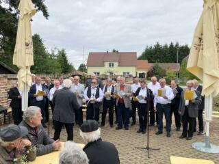 Schlesische Schwälbchen laden zu ihrem Geburtstag ein